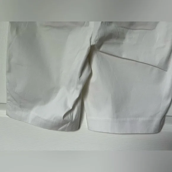 Talbots White Bermuda Perfect Short Size 6 - Picture 6 of 10
